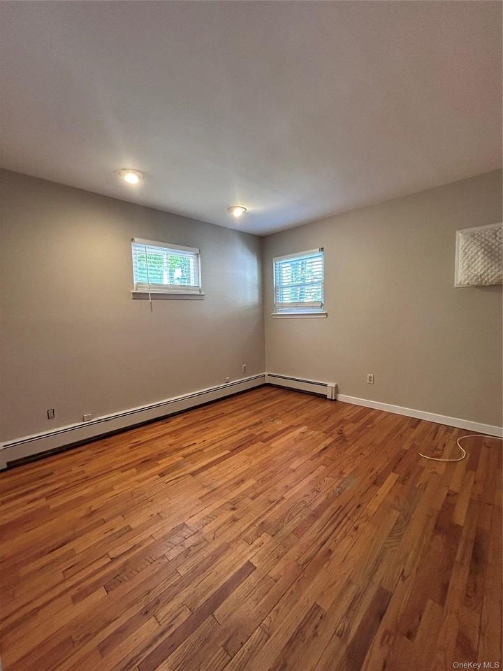 21A Thorney Ave - Photo 3 of 9