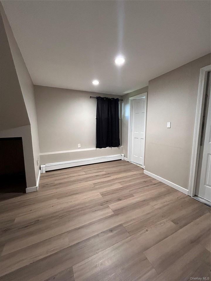 21A Thorney Ave - Photo 6 of 9