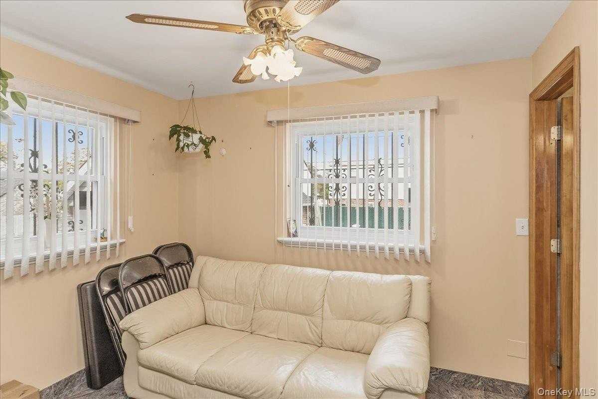 19911 24th Ave - Photo 7 of 15