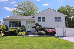 110 Briarwood Ln - Photo 1 of 1