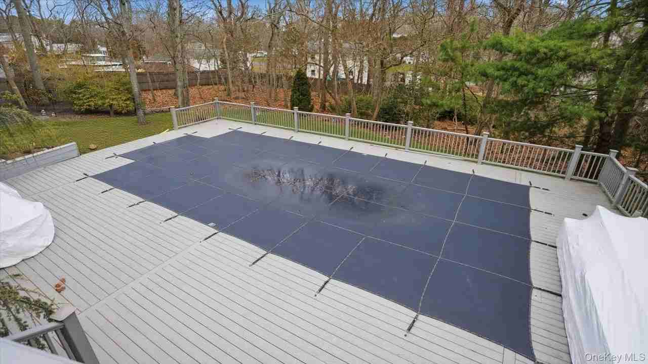 20 Stuart Ct - Photo 7 of 38