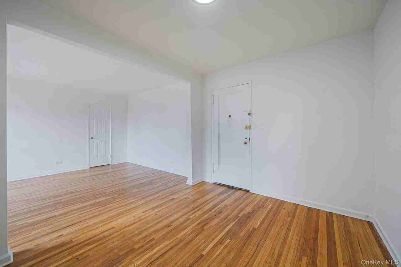 14350 Hoover Ave #605 - Photo 5 of 11