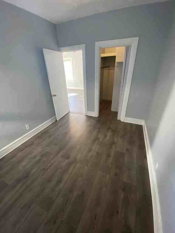 502 4th St #2E - Photo 4 of 5