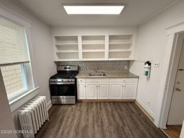 featured image of 1005 Main St #3