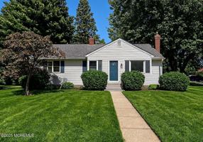 featured image of 361 Meadowbrook Ave