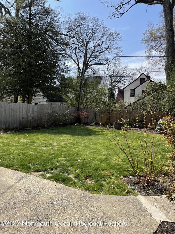 510 Blanchard Pkwy - Photo 5 of 20
