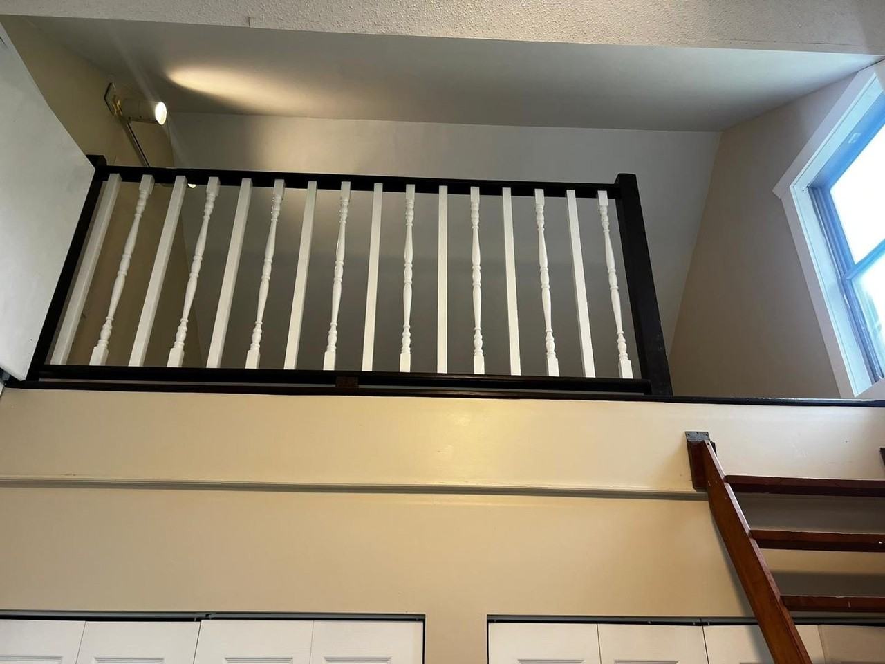 10102 Main St #1A - Photo 5 of 18