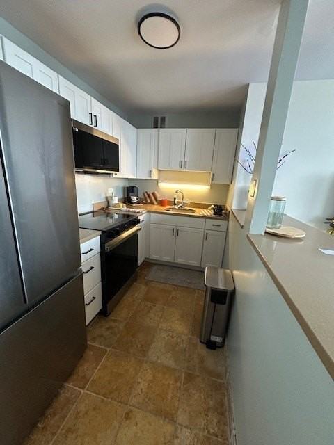 2626 N Lakeview Ave #2210 - Photo 3 of 12