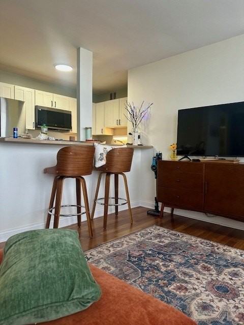 2626 N Lakeview Ave #2210 - Photo 4 of 12