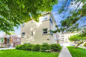 featured image of 11106 S Washtenaw Ave #2W