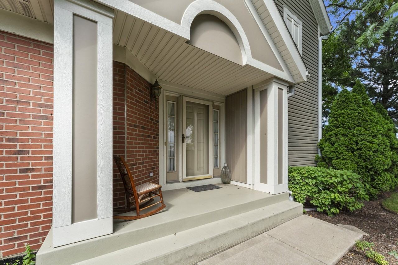 1903 N Evergreen Ave - Photo 2 of 21