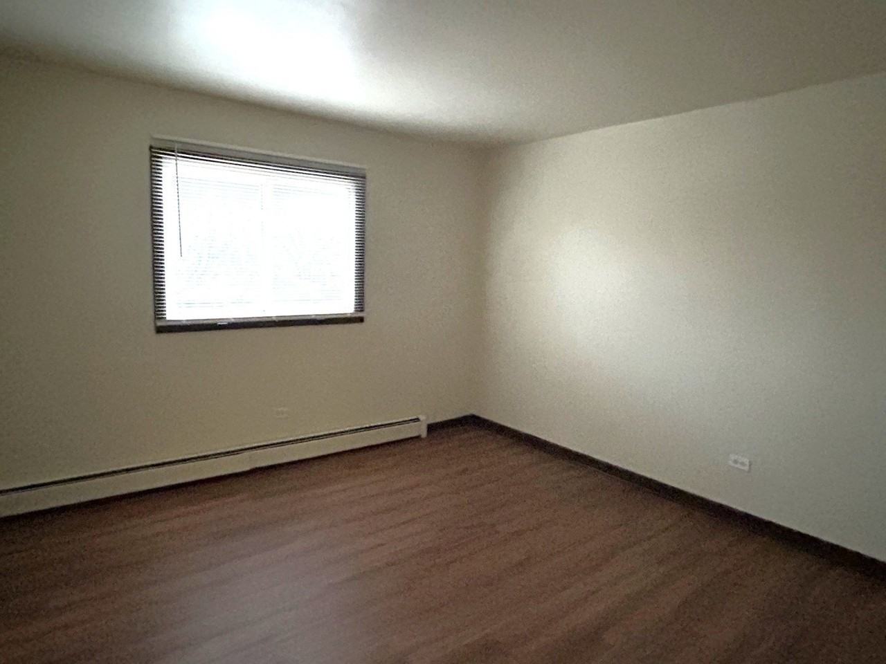 1300 Getzelman Dr #6 - Photo 5 of 8