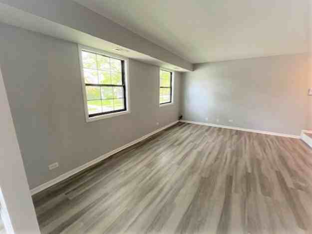 1486 W Jefferson Ave #F - Photo 3 of 10
