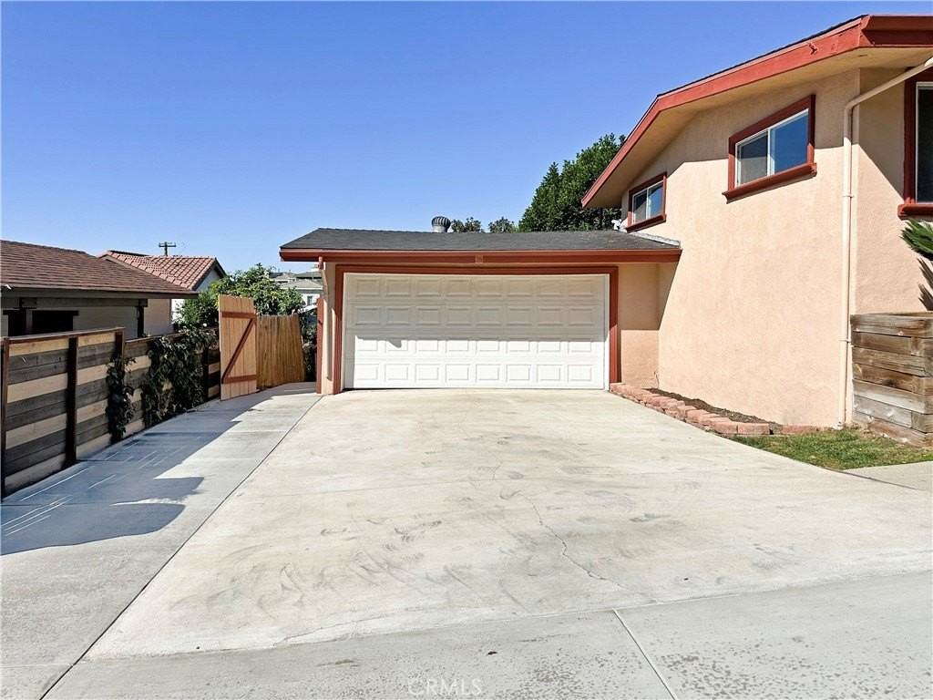 5235 Palm Ave - Photo 2 of 27
