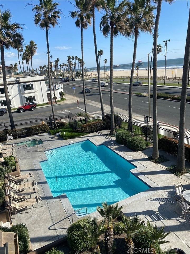 1200 Pacific Coast Hwy - Photo 3 of 16