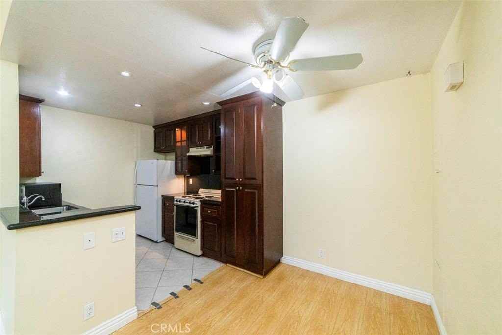 26212 Sanz - Photo 7 of 18