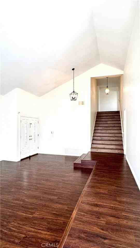 1830 Fairgreen Dr - Photo 3 of 37