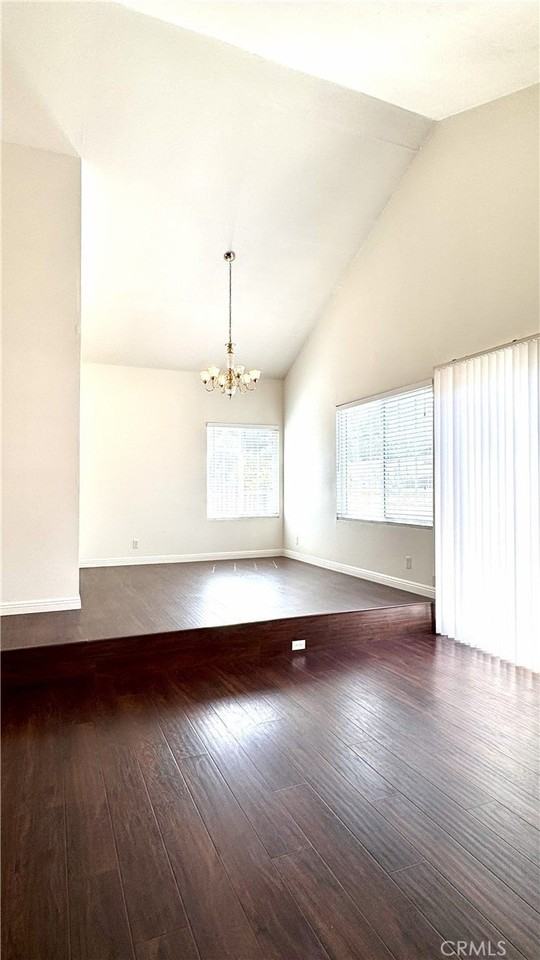 1830 Fairgreen Dr - Photo 4 of 37