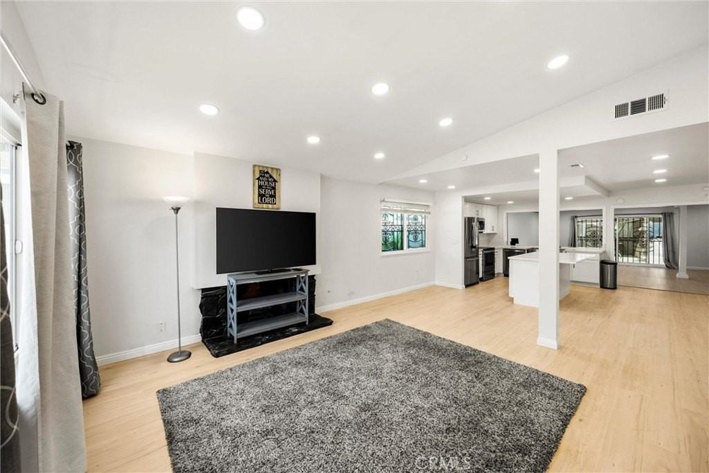 13509 Destino St - Photo 7 of 39