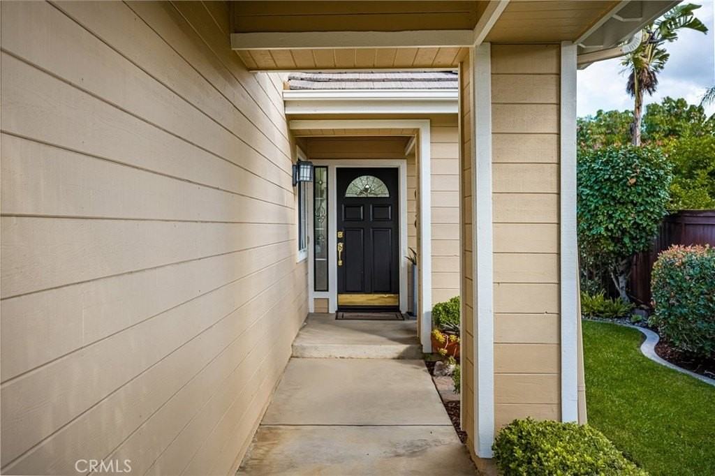 6350 Tiburon Ter - Photo 3 of 50