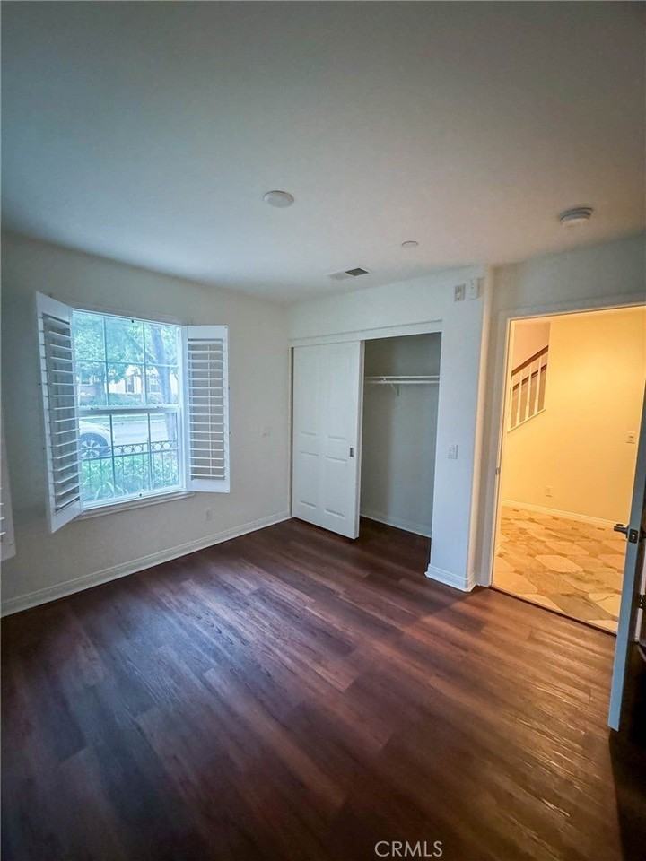 1414 Montgomery St - Photo 5 of 28