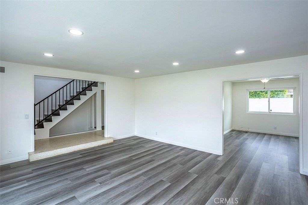 618 S Vicki Ln - Photo 5 of 36