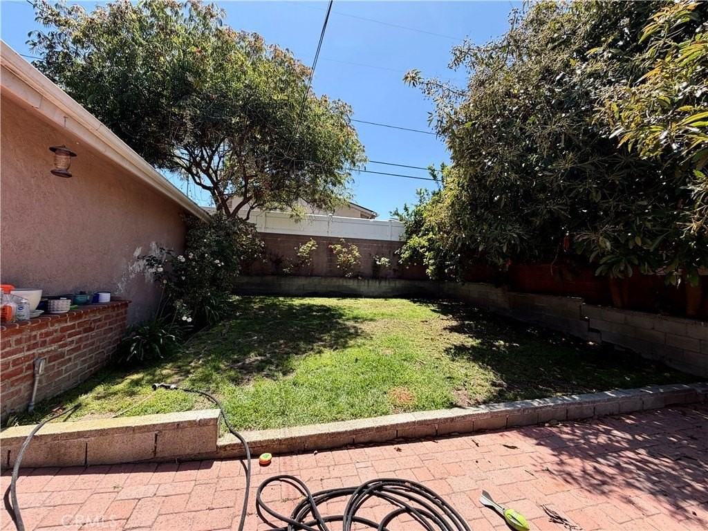 3228 Danaha St - Photo 5 of 15