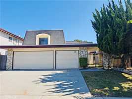 featured image of 4208 Michelle Dr