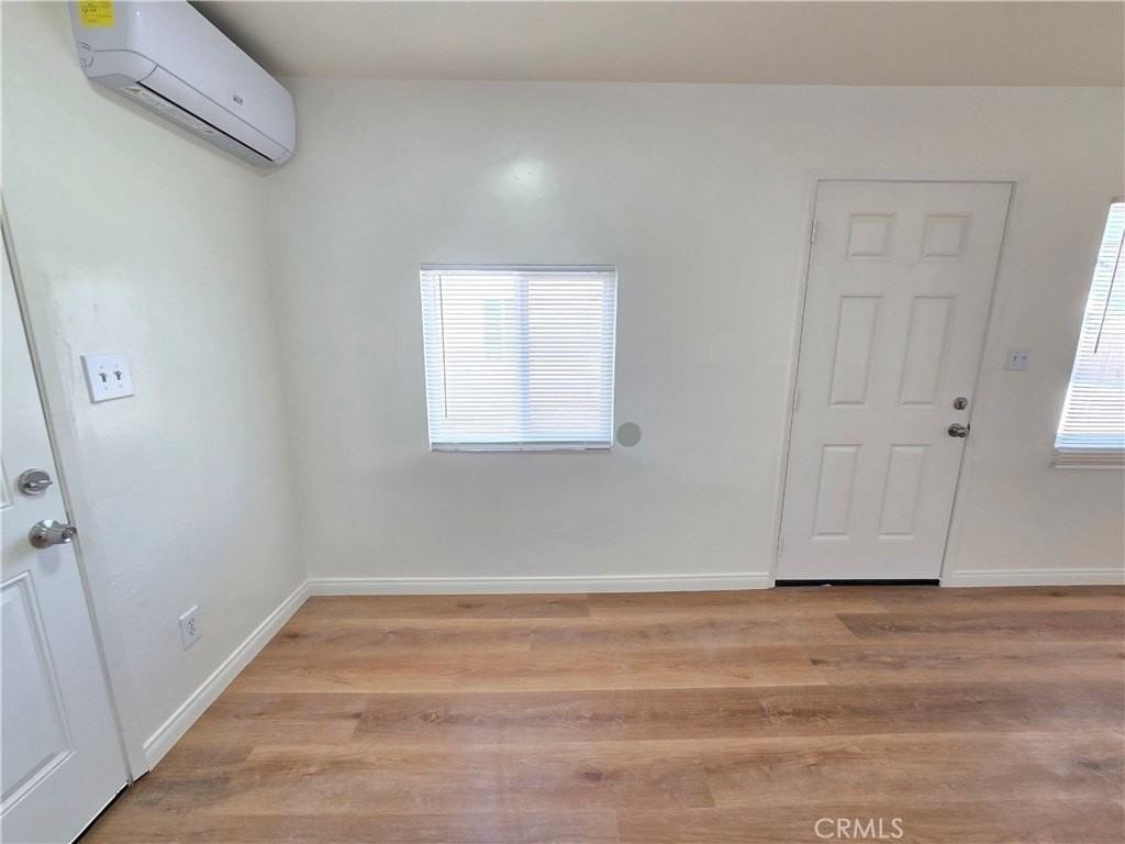 16049 L St #D - Photo 5 of 12