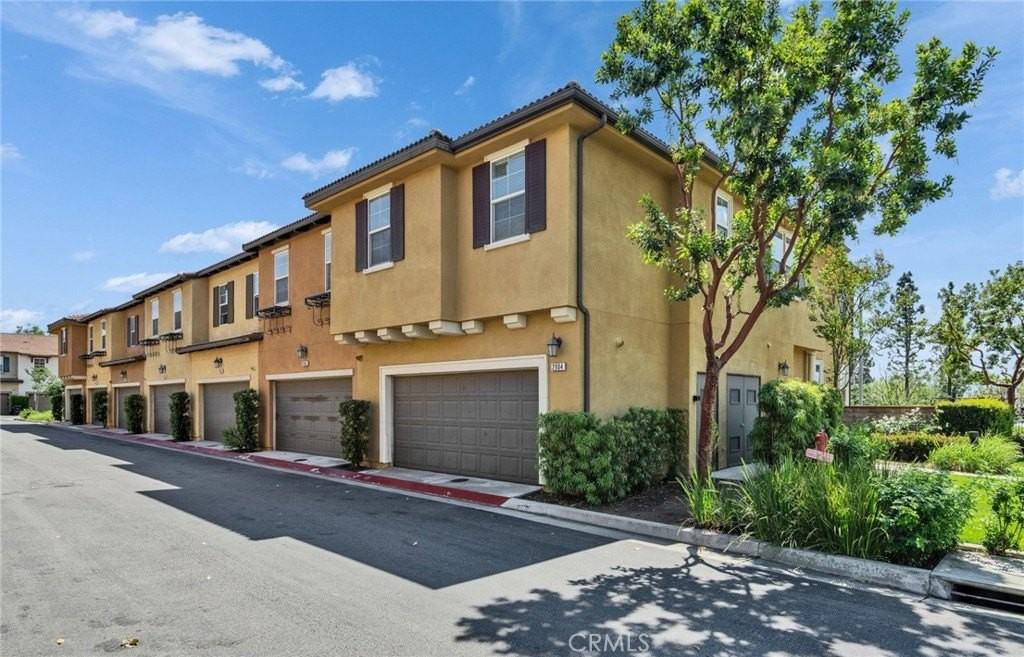 2904 E Via Fiano - Photo 3 of 30