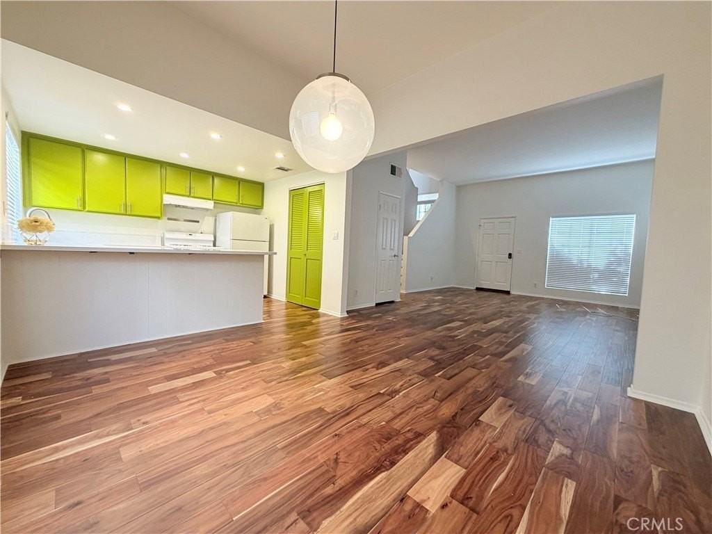 511 S El Molino Ave - Photo 5 of 27