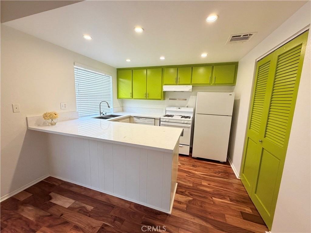 511 S El Molino Ave - Photo 7 of 27
