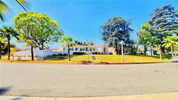 featured image of 207 S El Molino St