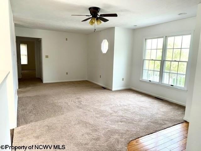 1392 Bennett Dr - Photo 2 of 23