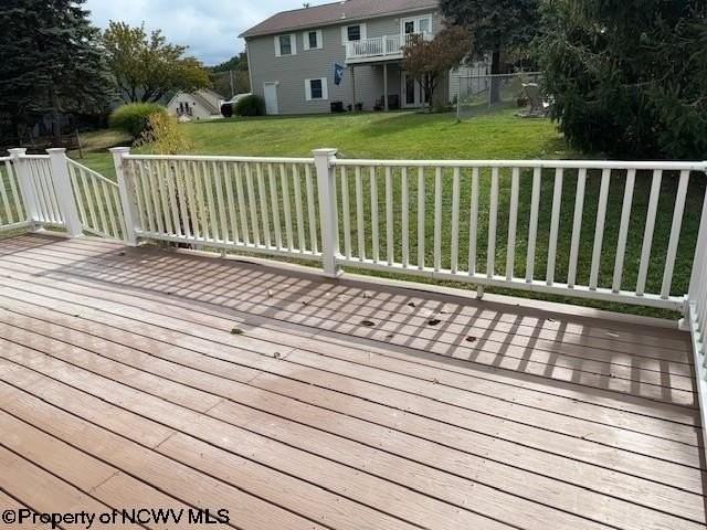1392 Bennett Dr - Photo 7 of 23