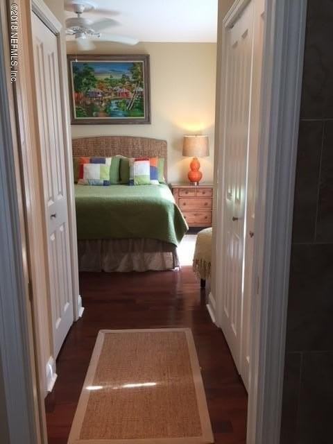2830 Oak St - Photo 4 of 26