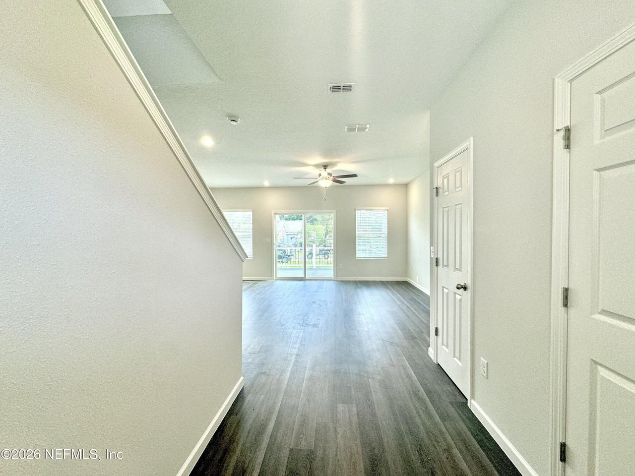 4672 Ribault Park St - Photo 3 of 36