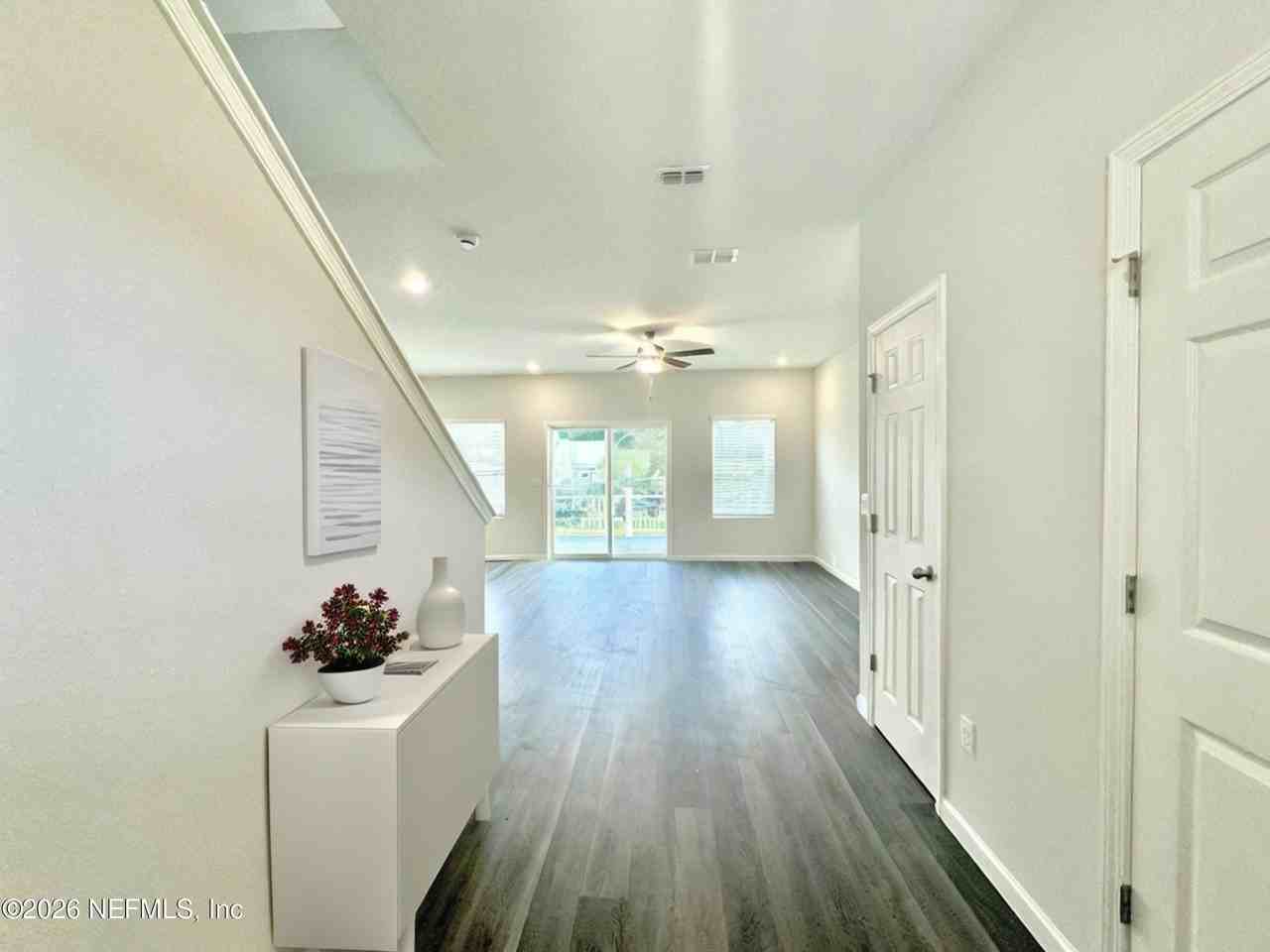 4672 Ribault Park St - Photo 4 of 36