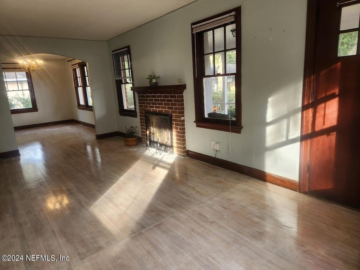 2134 Camden Ave - Photo 4 of 16