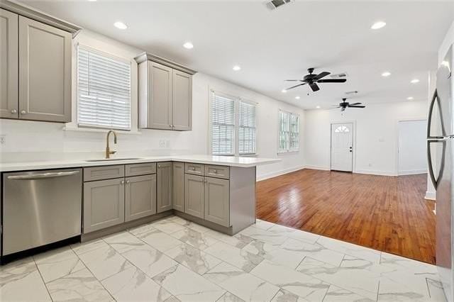 8406 Hickory St - Photo 7 of 16