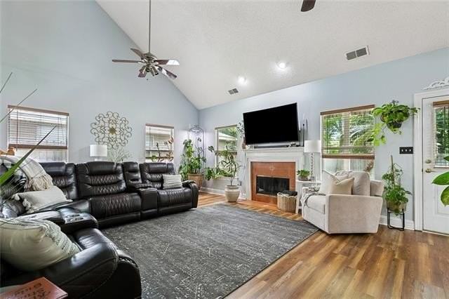 74 Renpass Ave - Photo 2 of 18