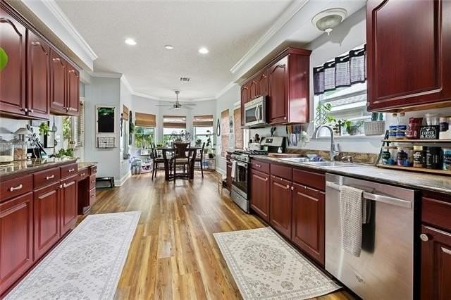 74 Renpass Ave - Photo 6 of 18