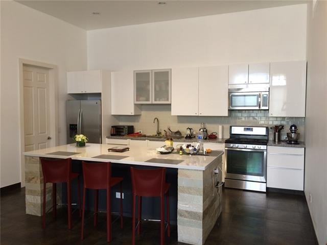 1371 Crampton St - Photo 2 of 10