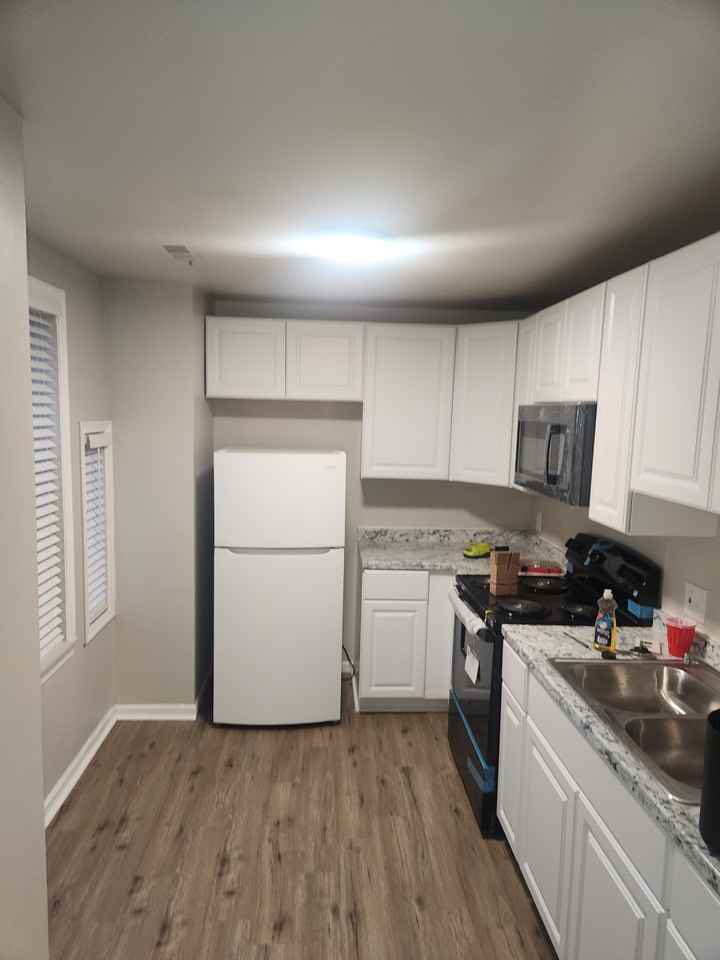 201 N Broom St #3 - Photo 7 of 11