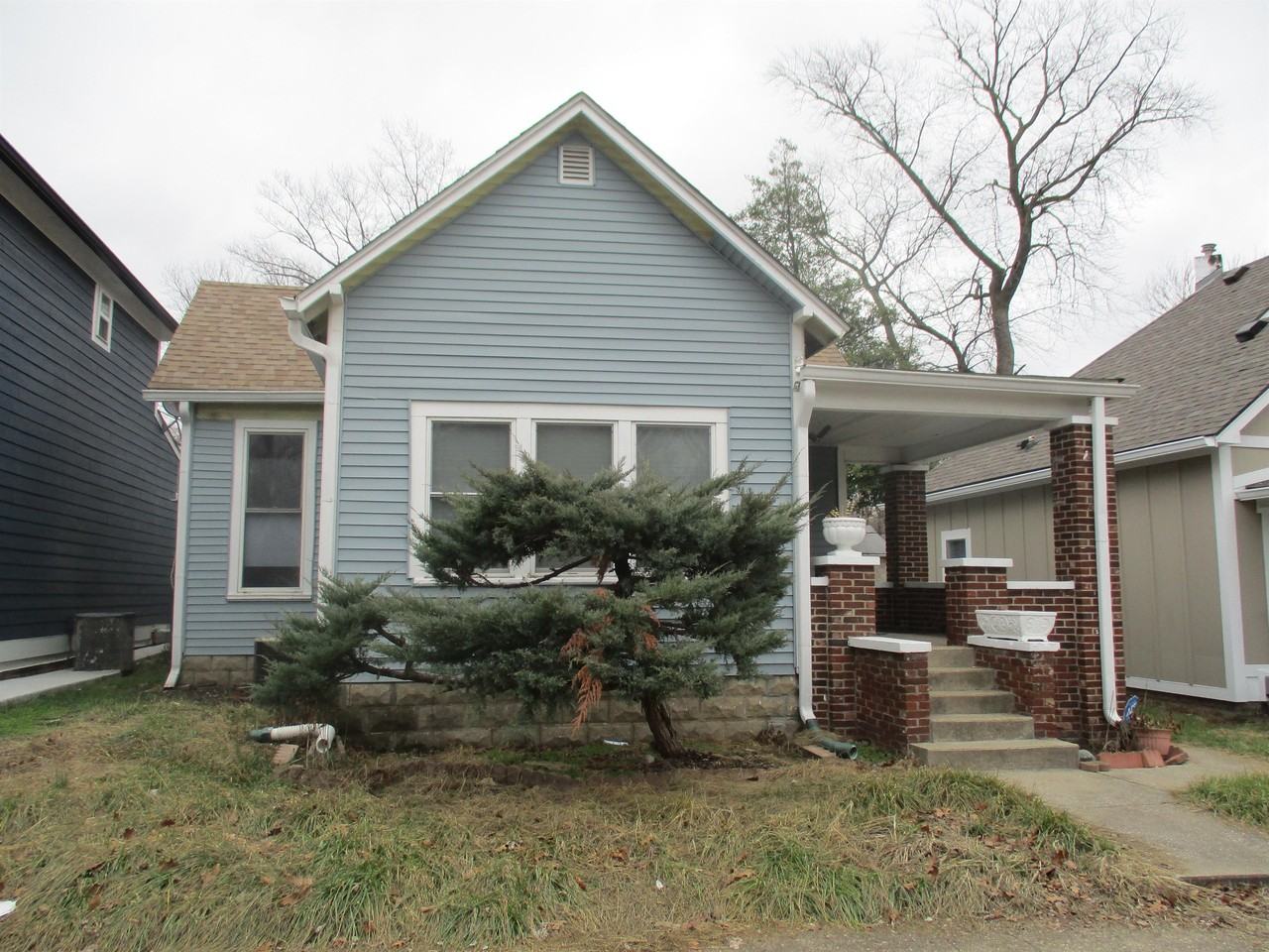 545 N Goodlet Ave #1 - Photo 2 of 12