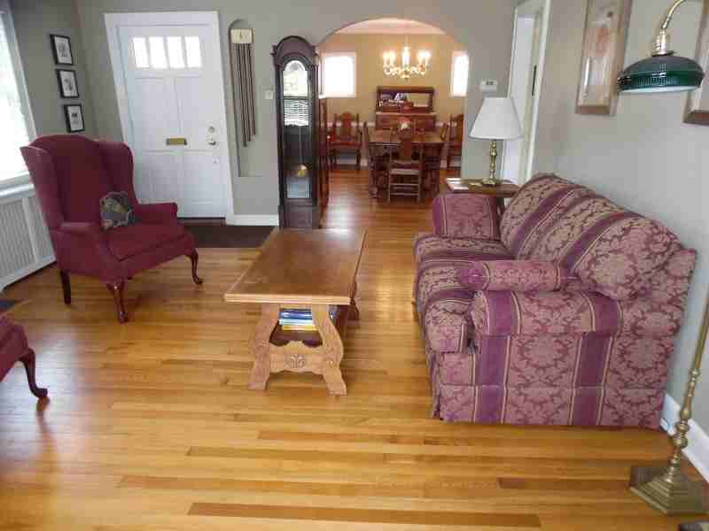 456 Louisa Ave - Photo 3 of 25