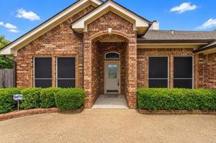 2230 Park Hurst Dr - Photo 1 of 1