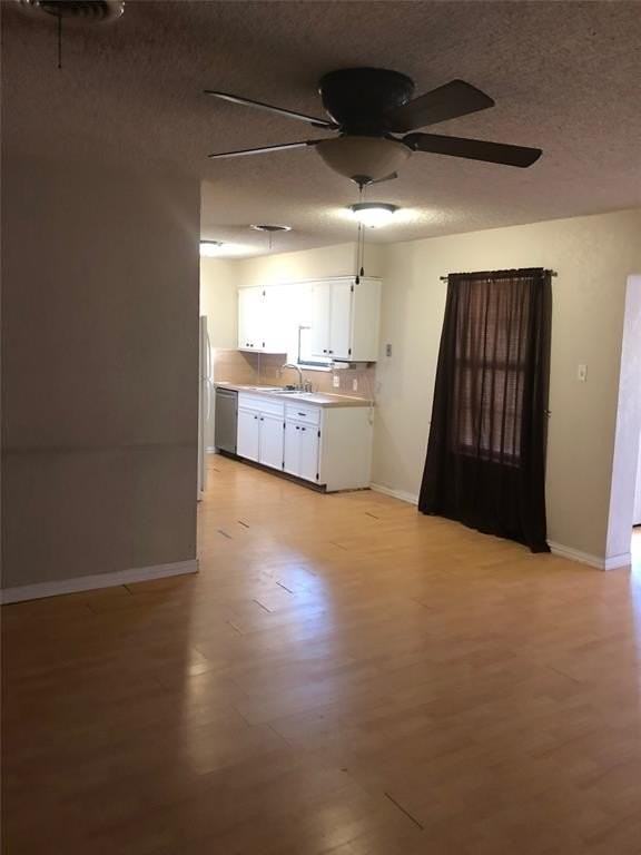 5326 Fairmont St - Photo 2 of 6