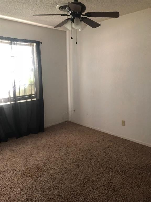 5326 Fairmont St - Photo 3 of 6