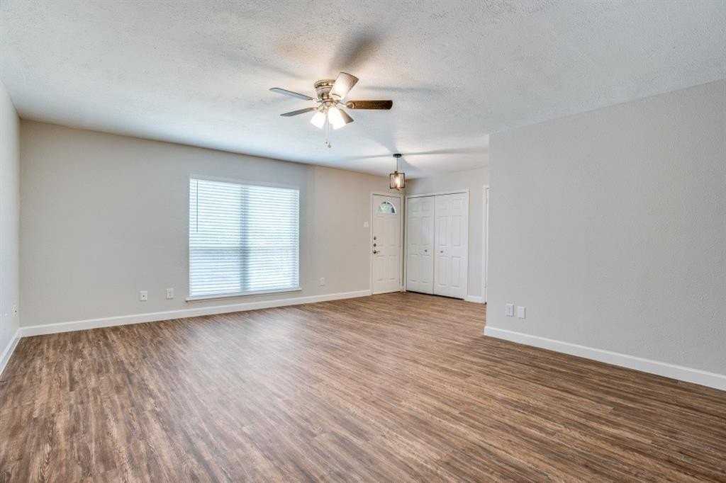 516 Northridge Dr - Photo 2 of 12